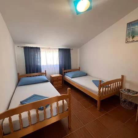 Ivic * Vodice