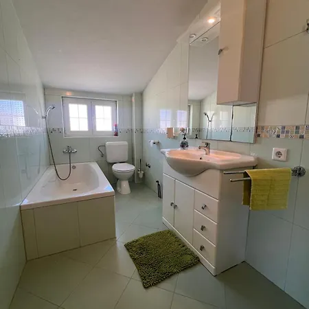 Ivic Apartmán *